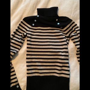 NWOT White House Black Mkt black gold sweater XXS